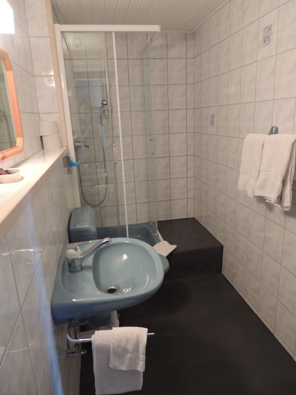 Hotel De La Gare Cousset Cameră foto